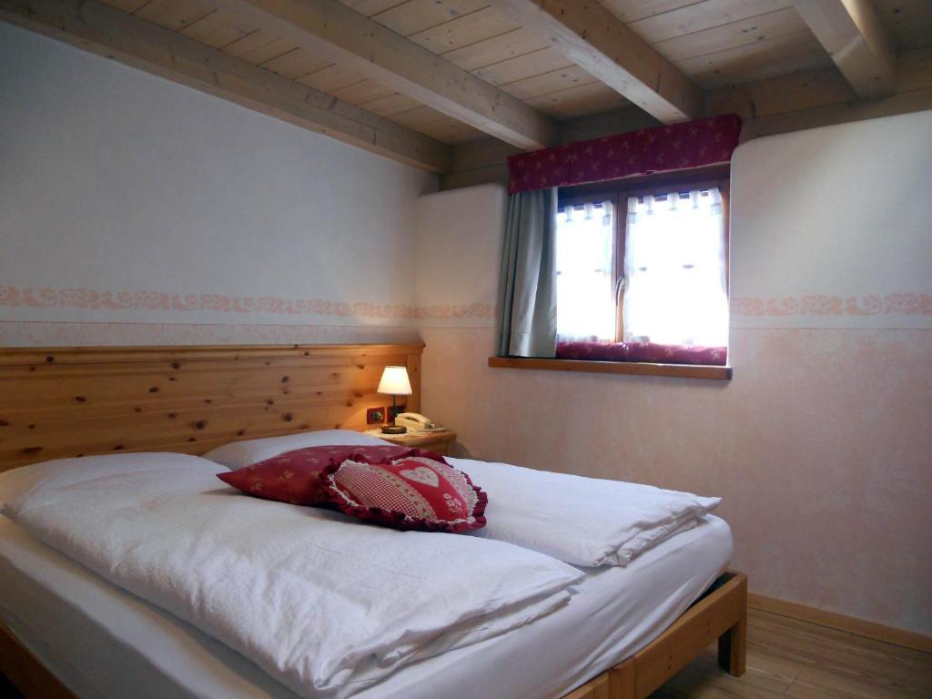 Hotel Garni Salvanel Cavalese Phòng bức ảnh